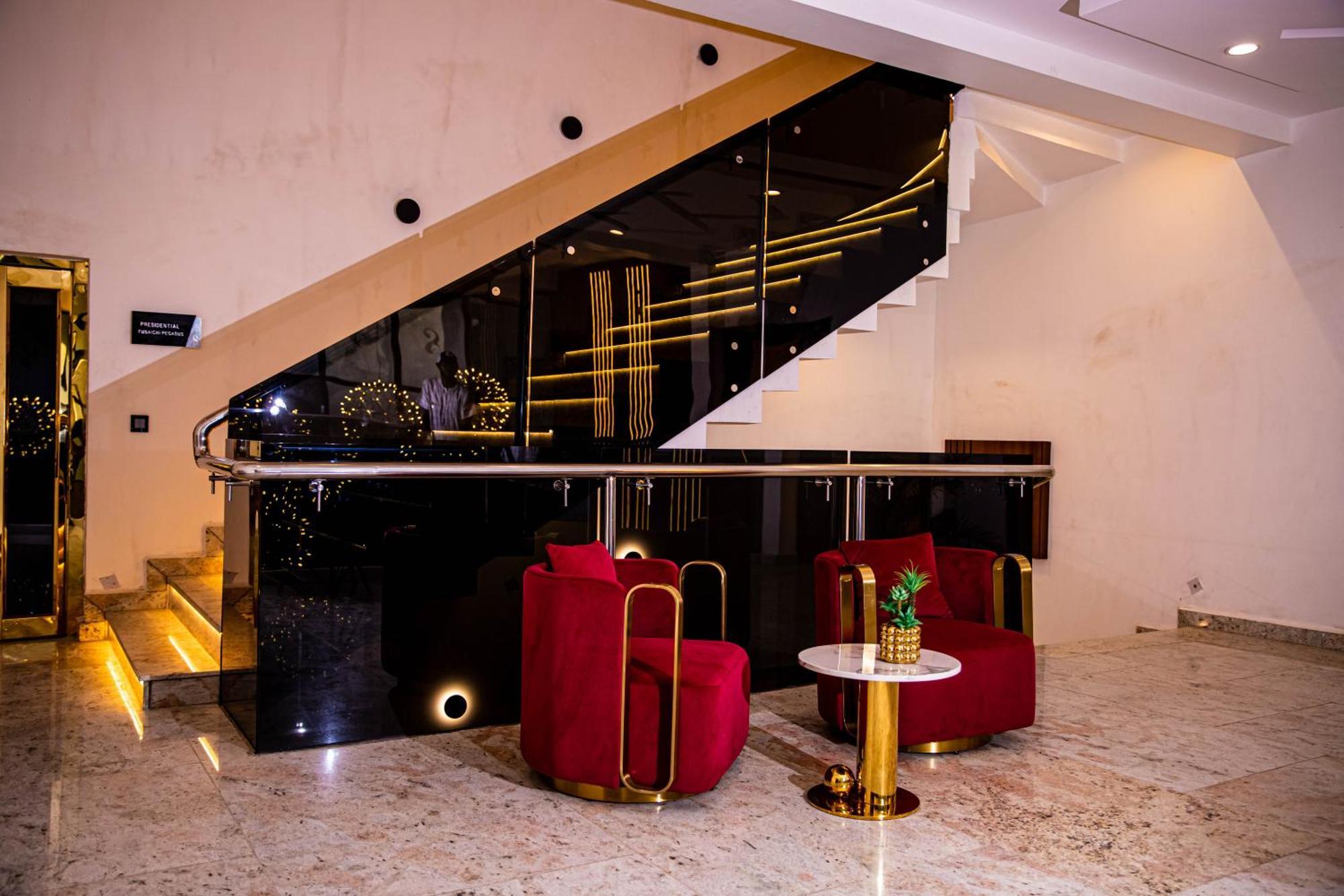 The Stallion Abuja Ngoại thất bức ảnh
